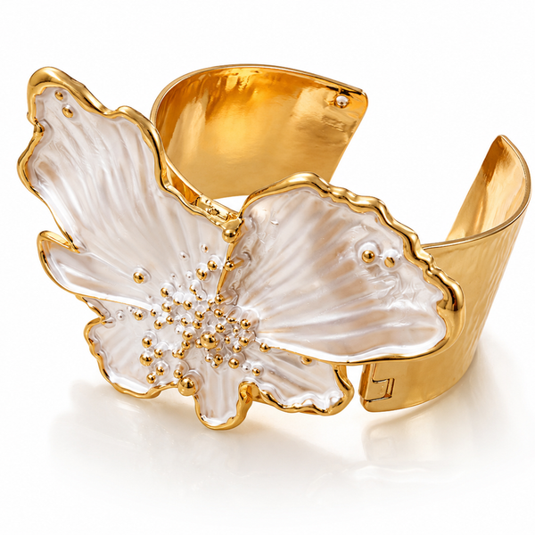 Noore Charm Bracelet